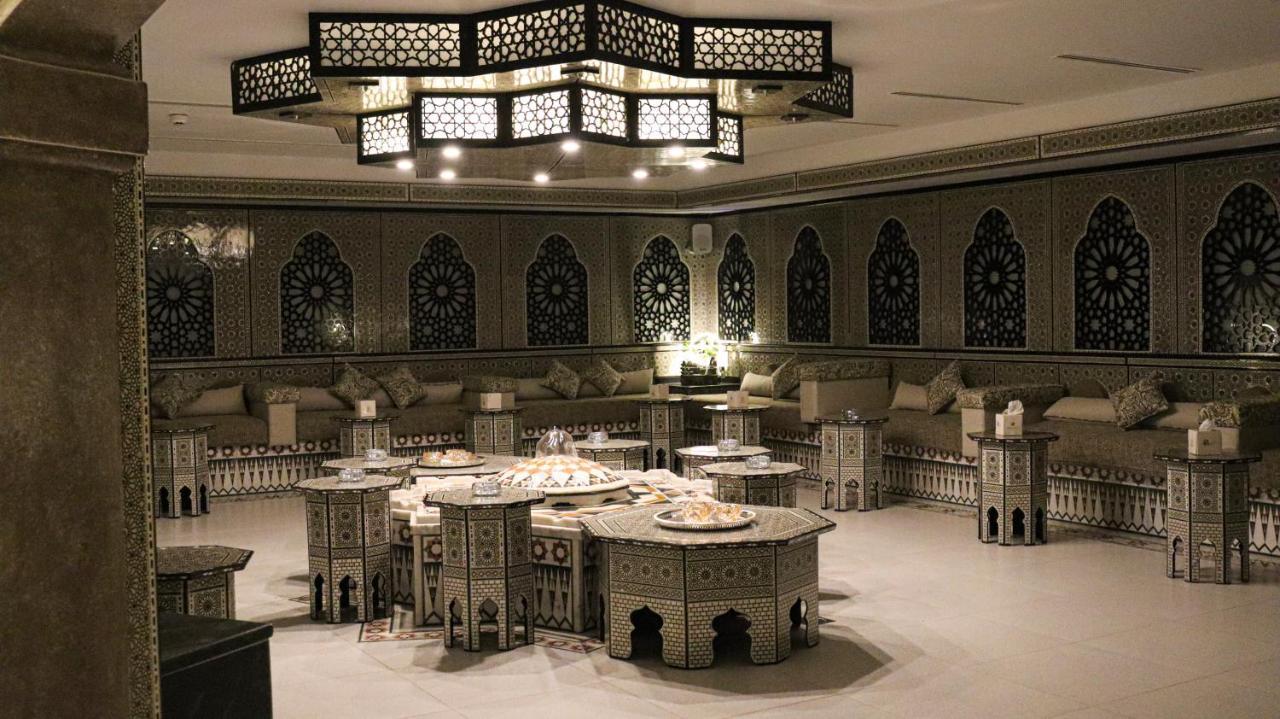 Rival Hotel Amman Exterior photo