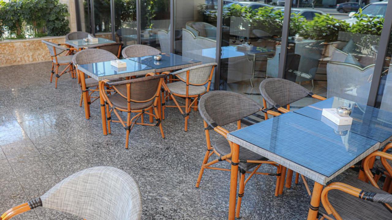 Rival Hotel Amman Exterior photo